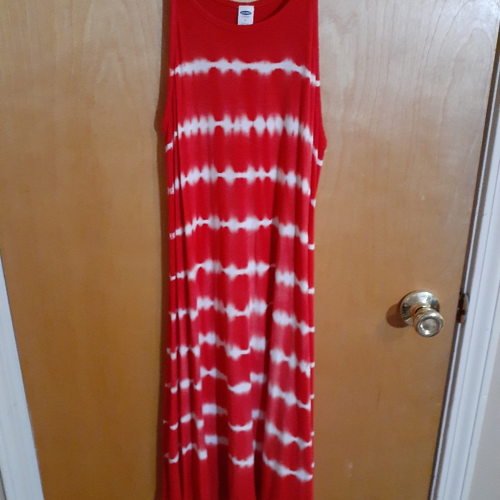 Dress - Picture 1 of 2